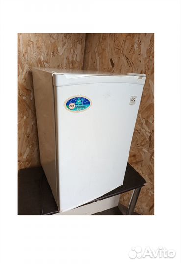 Небольшой холодильник (73*44 см) Daewoo. Привезу