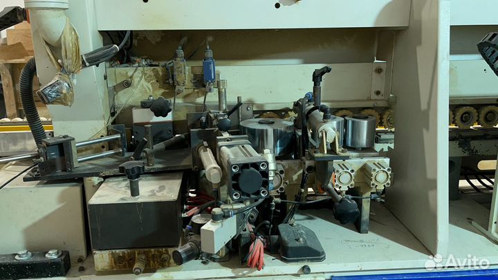 Кромкооблицовочный станок FL430