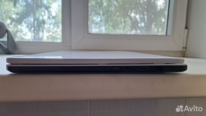 Vivobook 17 x705ub i3 6006u,MX110,6gb DDR4,SSD480