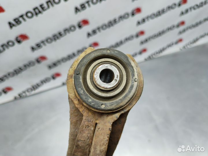 Рычаг передний Audi 80 (B3) 1990 г.в