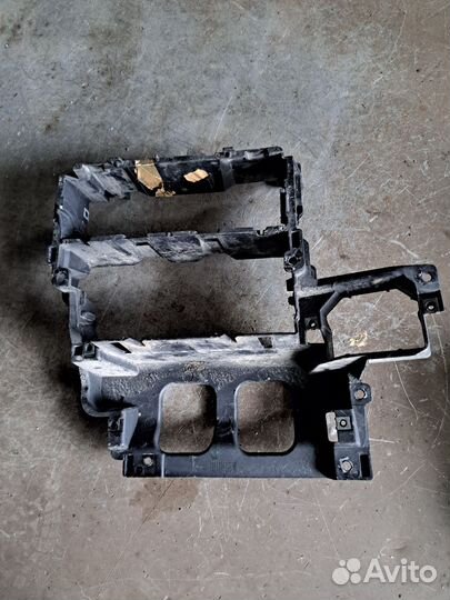 Рамка дефлекторов Audi A6 C6