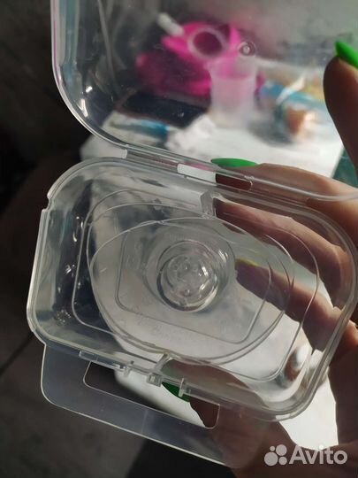 Накладки на грудь