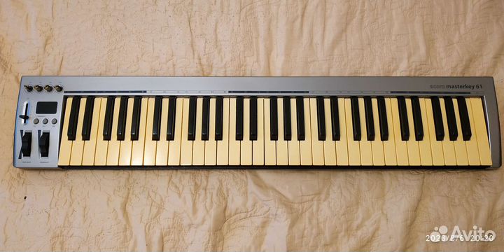 Миди клавиатура 61 клавиша