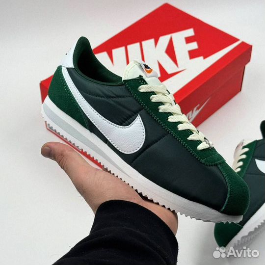 Кроссовки женские Nike Cortez