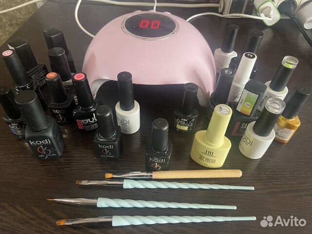 Маникюрный набор с лампой