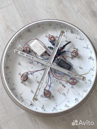 Люстра потолочная