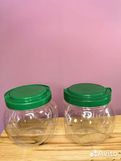Пластиковые баночки