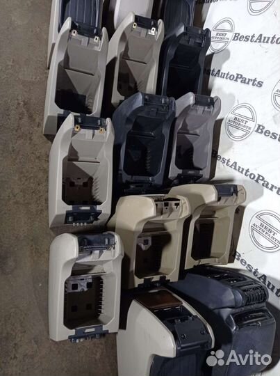 Подлокотник на xc90 Volvo