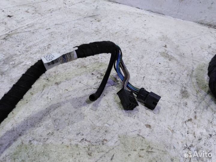 Проводка (коса) крышки багажника