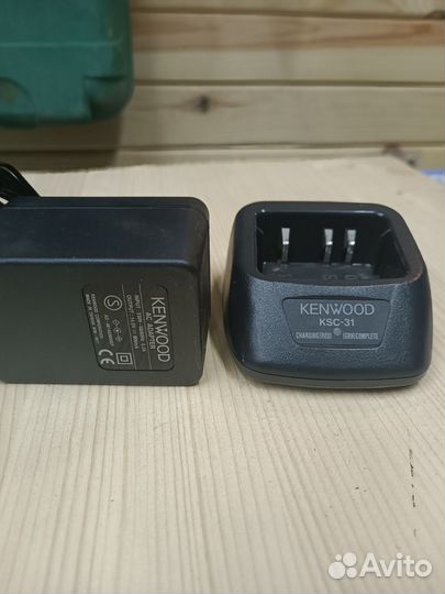 Зарядное устройство для рации Kenwood