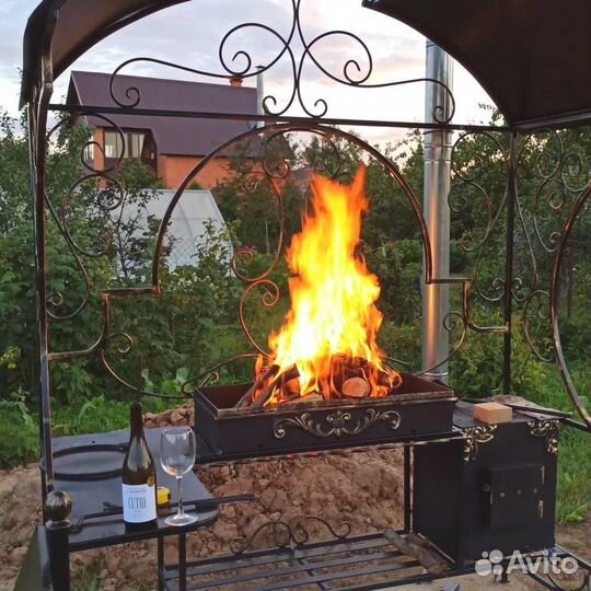 Кованый мангал с казаном