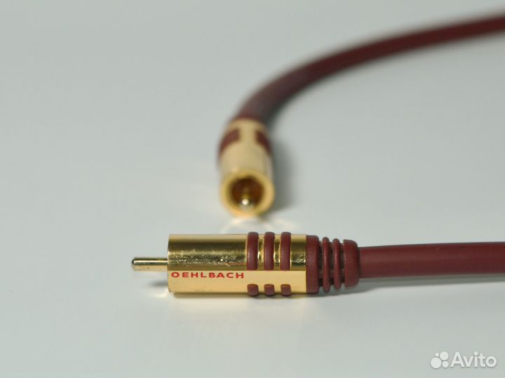 Кабель Oehlbach rca-rca для сабвуфера 5м