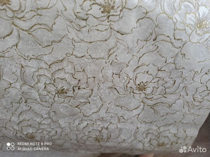 Остатки после ремонта: обои и настенная плитка