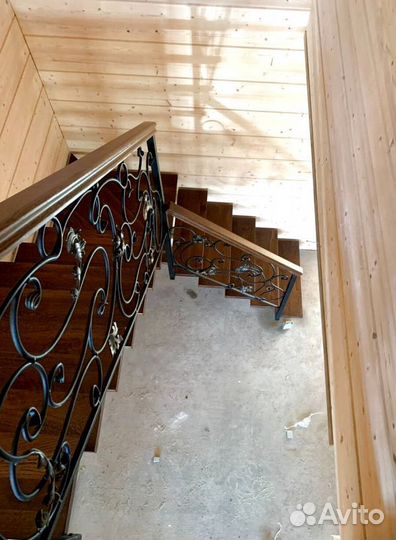 Лестница из листового металла