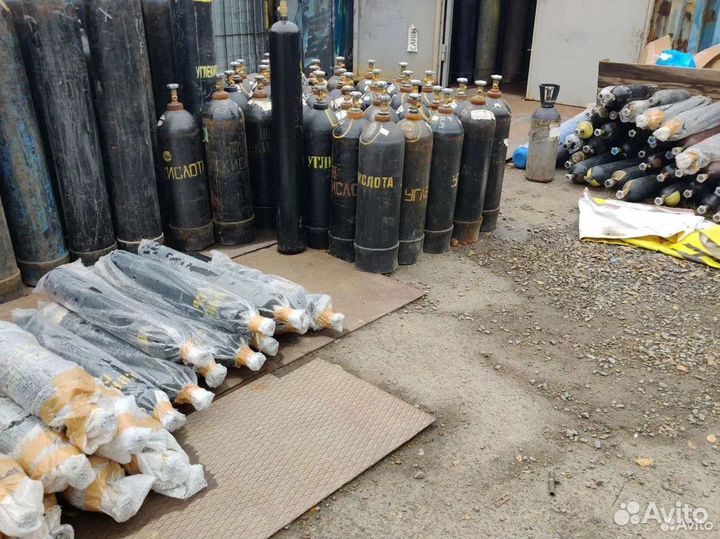 Прием кислородных и углекислотных баллонов