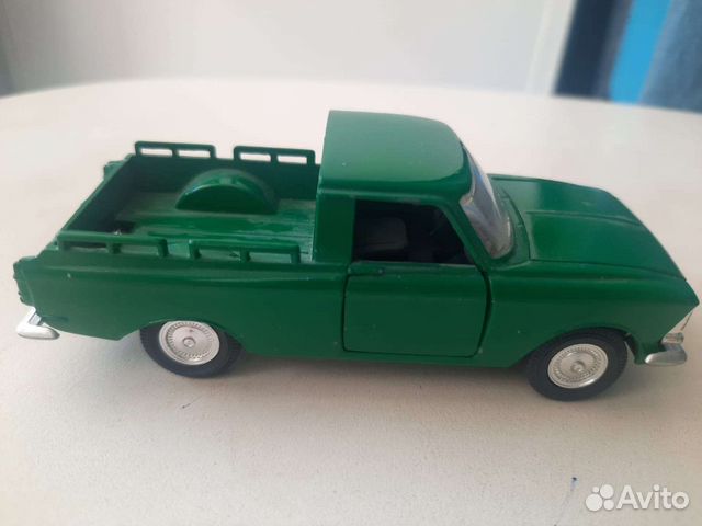 Модель СССР 1:43 москвич пикап