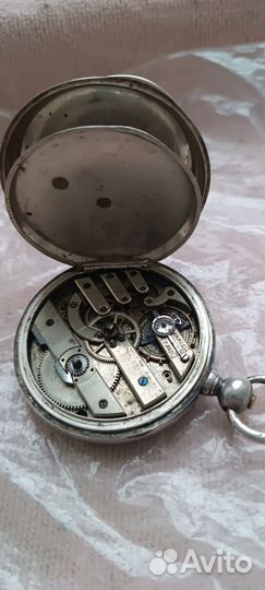 Старинные карманные часы