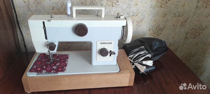Швейная машина бу