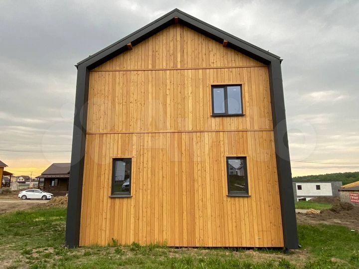 Дом 153 м² на участке 8 сот.