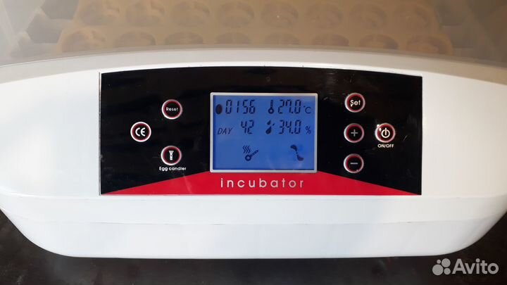 Инкубатор для яиц автоматический 32
