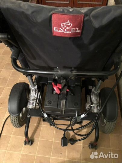 Коляска инвалидная с электроприводом