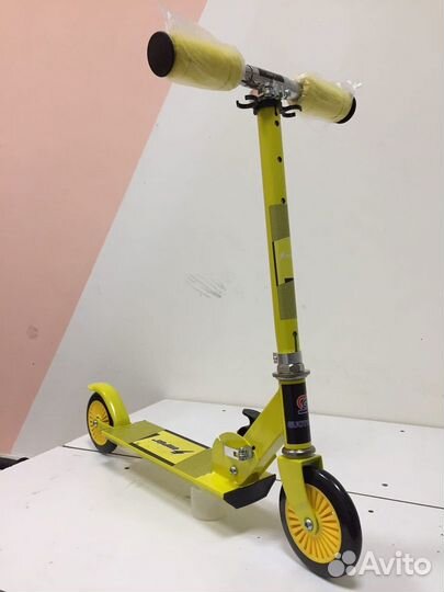 Самокат детский двухколесный новый