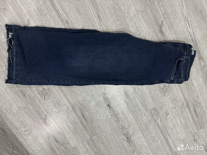 Джинсы широкие