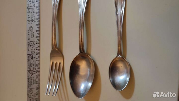 Отличный столовый набор -эгоист. Серебро 900пр