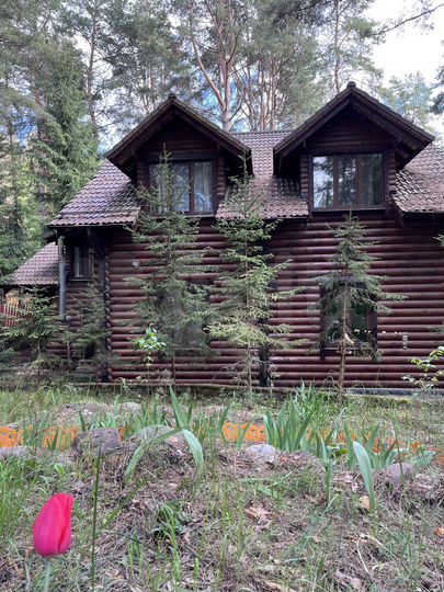 Таунхаус 240 м² на участке 15 сот.