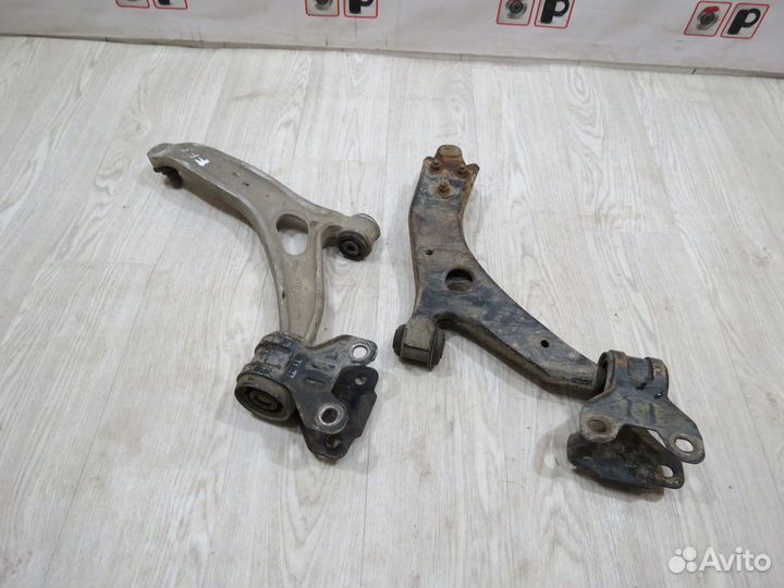 Рычаг передний Ford Focus 3