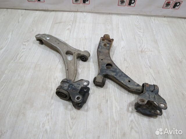 Рычаг передний Ford Focus 3