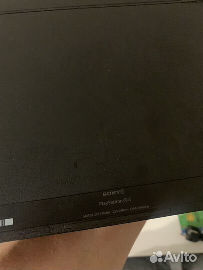 Sony PS4 500Gb 2 джоя