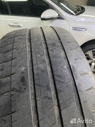 Michelin Pilot Sport 3 235/45 R18