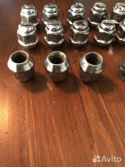 Болты Гайки Колёс.На Ford Focus Б/У Оригинал
