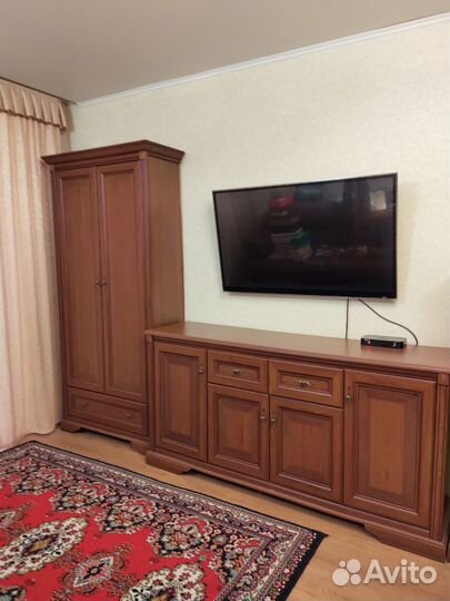 Мебель в гостиную и прихожую