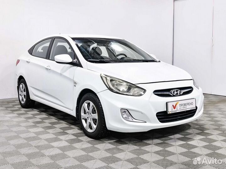 Hyundai Solaris 1.6 AT, 2011, 131 000 км