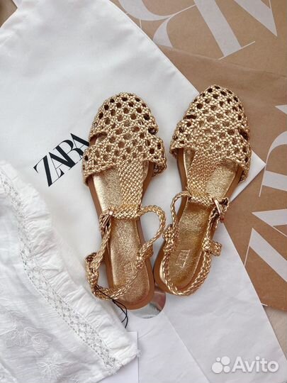 Плетеные сандалии Zara, золотистые, оригинал