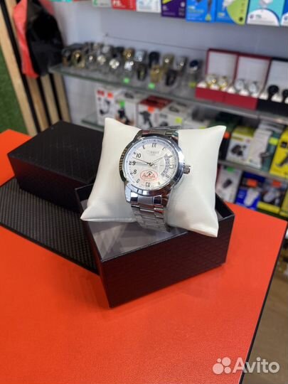 Часы мужские механические