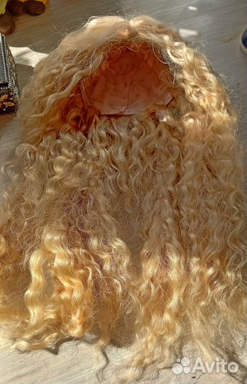 Парик для куклы. Окружность 28-36 см