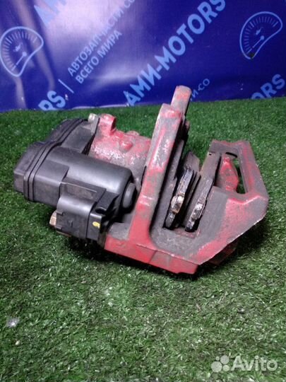 Суппорт тормозной задний правый Land Rover Range