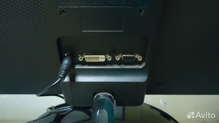 Монитор LG 23