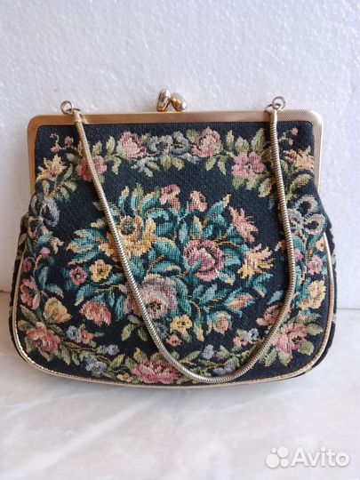 Сумочка театральная микровышивка винтаж