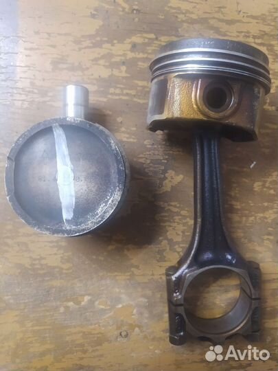 Поршень 0.5 от мотора 1.8 аев