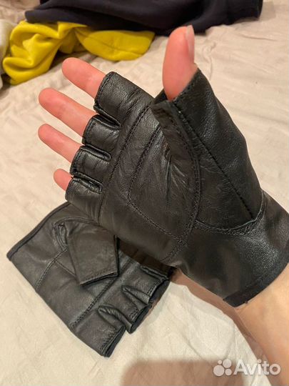 Перчатки для фитнеса