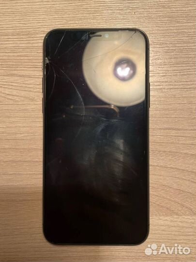iPhone 11 Pro, 64 ГБ