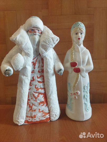 Дед мороз и Снегурочка под ёлку