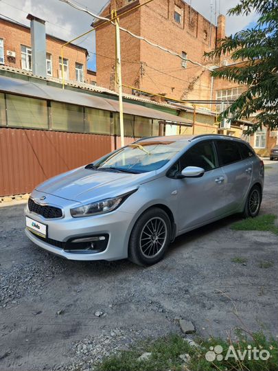 Kia Ceed 1.6 AT, 2015, 137 000 км