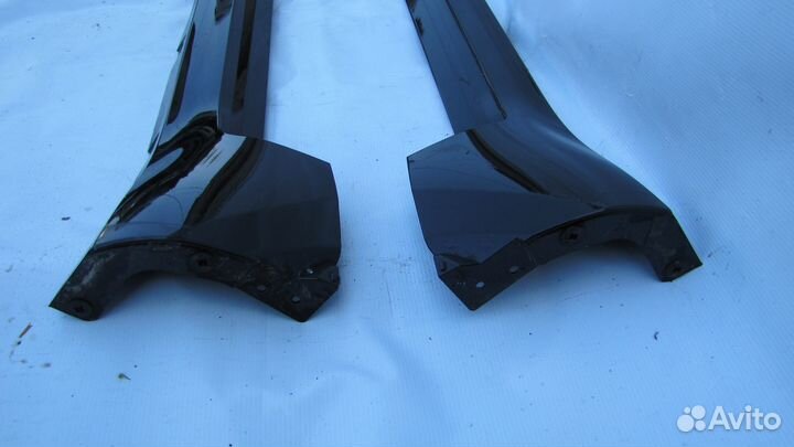 Toyota Land Cruiser 300 пороги комплект