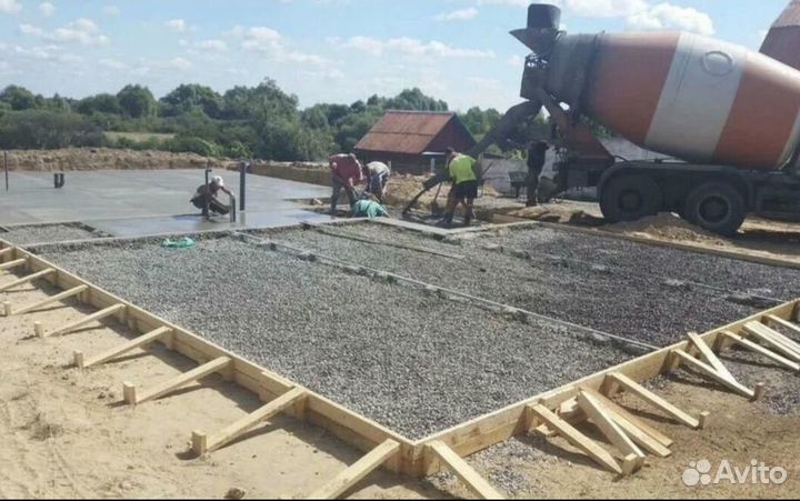 Заливка фундамента бетонные работы отмостки