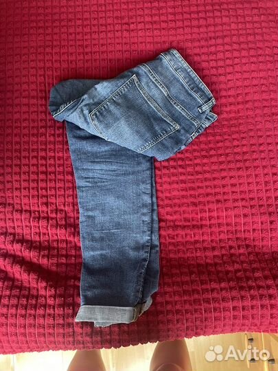 Вещи (одежда, игрушки, плойка, книги)